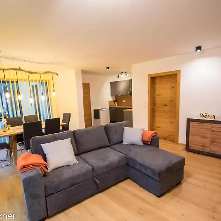 Strickner Lejlighed *